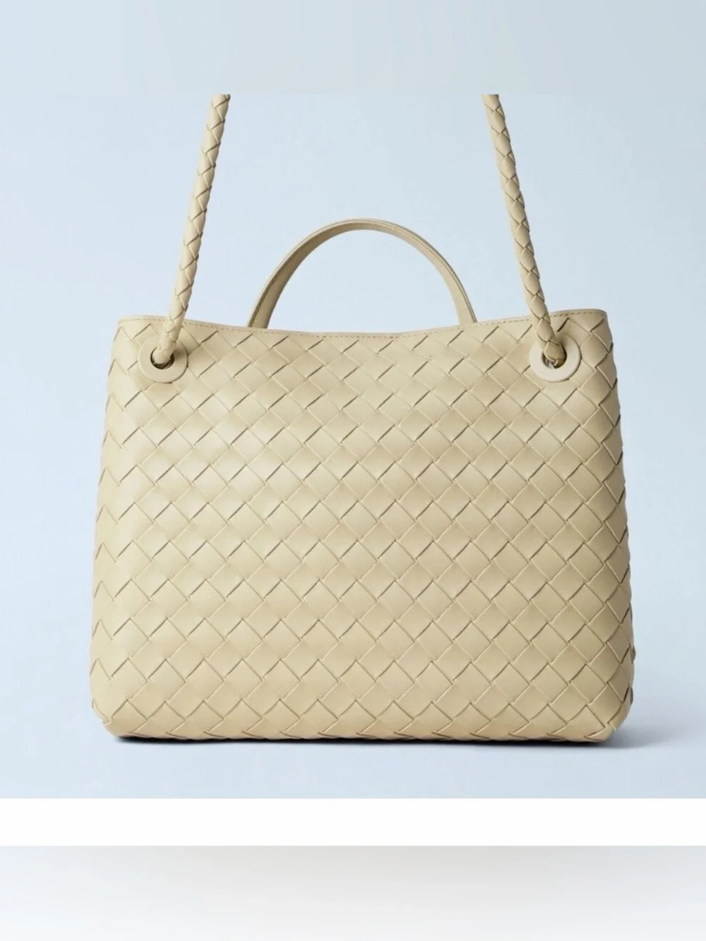 BOTTEGA VENETA Andiamo medium top handle Intrecciato leather shoulder bag